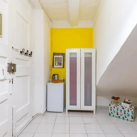 Double At Historical Palazzo Spinelli 招待所 那不勒斯